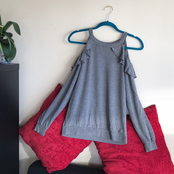 ⭐️⭐️Cold Shoulder Knit Top Express One Eleven Size XS - Picture 13 of 16